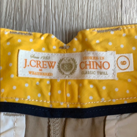 🌺 J. Crew Chino shorts - Picture 5 of 6